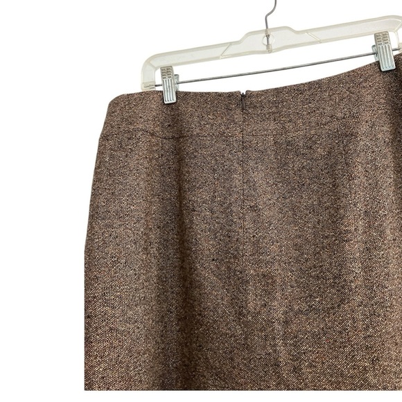 Talbots Wool & Silk Blend, Midi A Line, Made of Italian Fabrics, Skirt, Size 14 - Picture 3 of 8